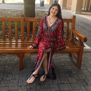 Meet your Posher, Dania